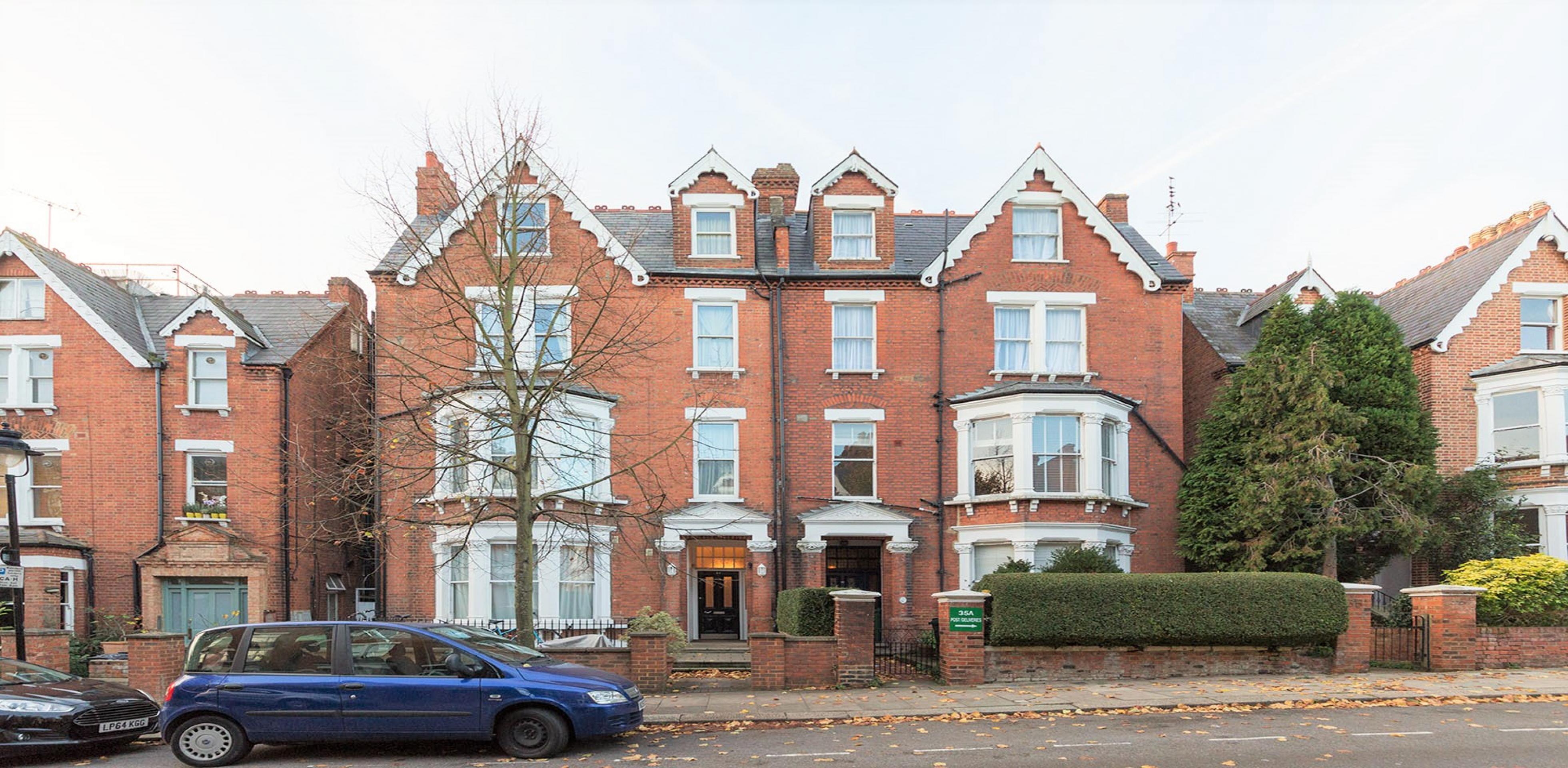 			NEW INSTRUCTION, 1 Bedroom, 1 bath, 1 reception Flat			 Parliament Hill, HAMPSTEAD NW3